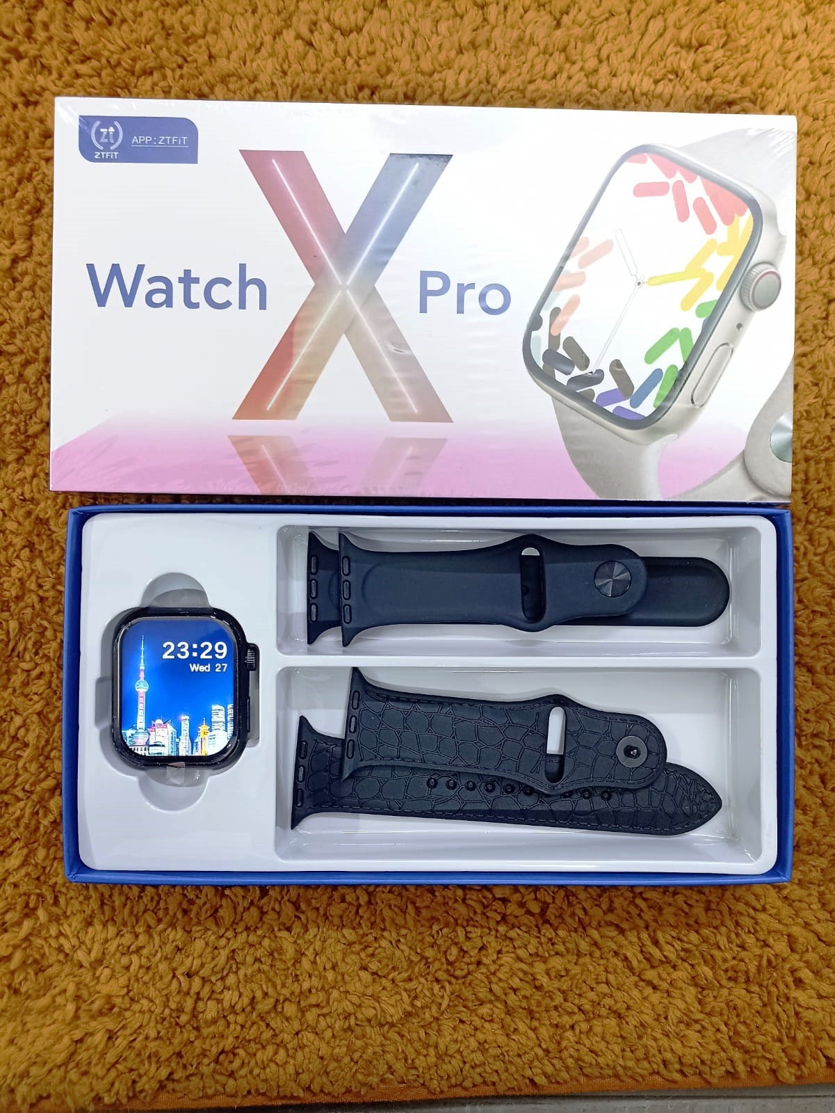 WATCH X PRO SERIES 9 WITH 2 STRAPS