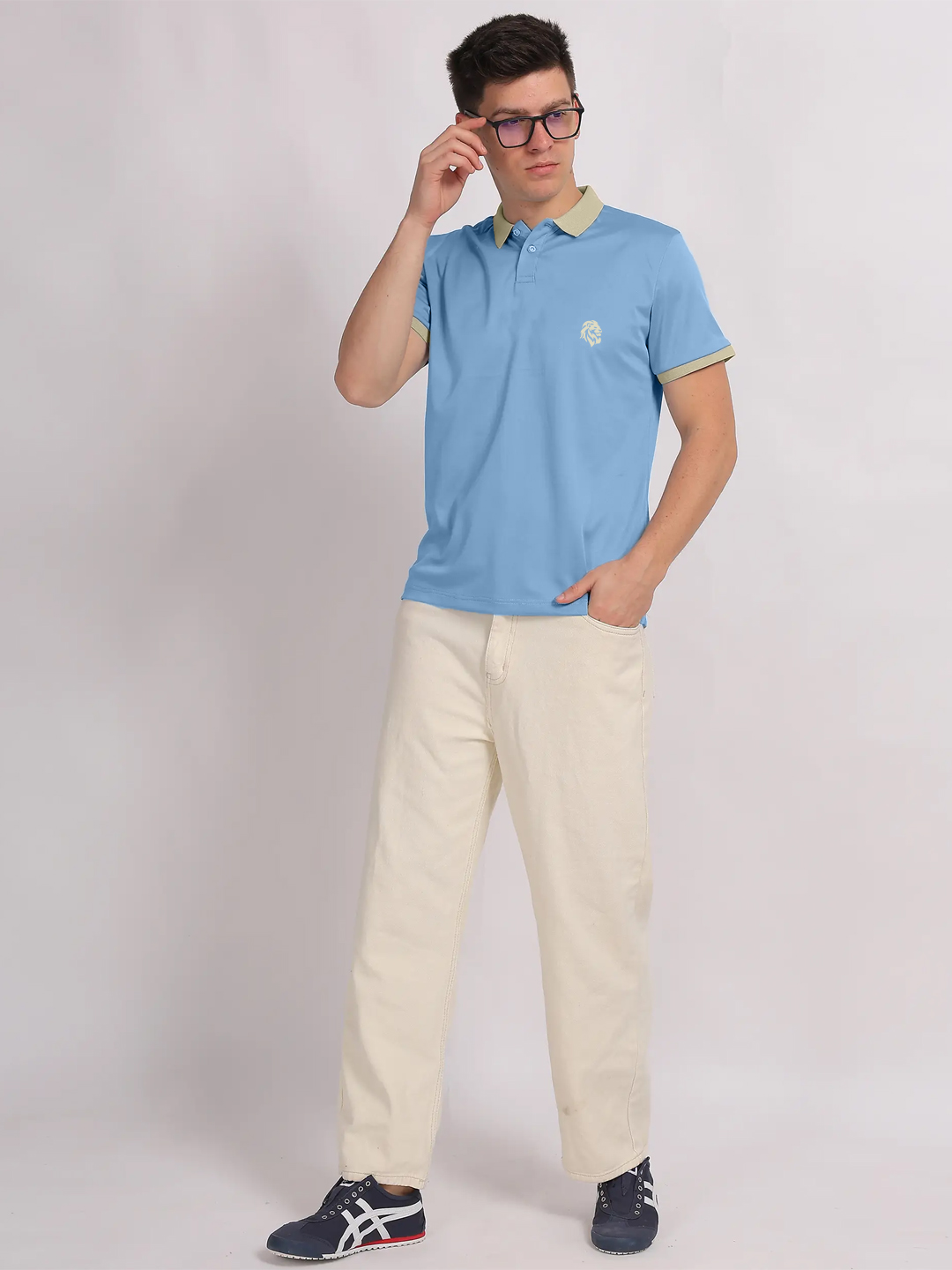 Men Solid Sky Blue Polo T-Shirt