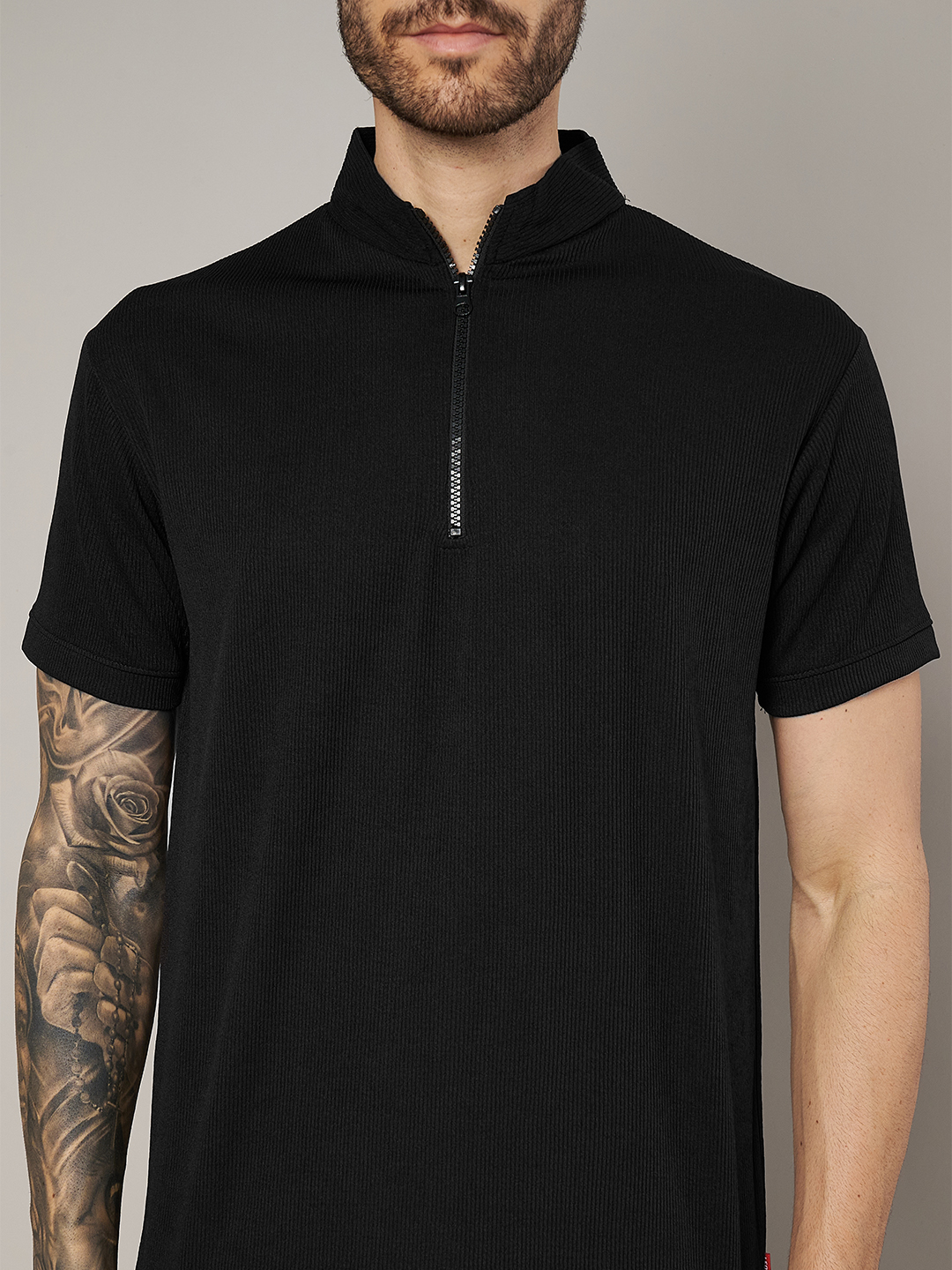 Men Solid Black Polo T-Shirt - Leotude Fashion