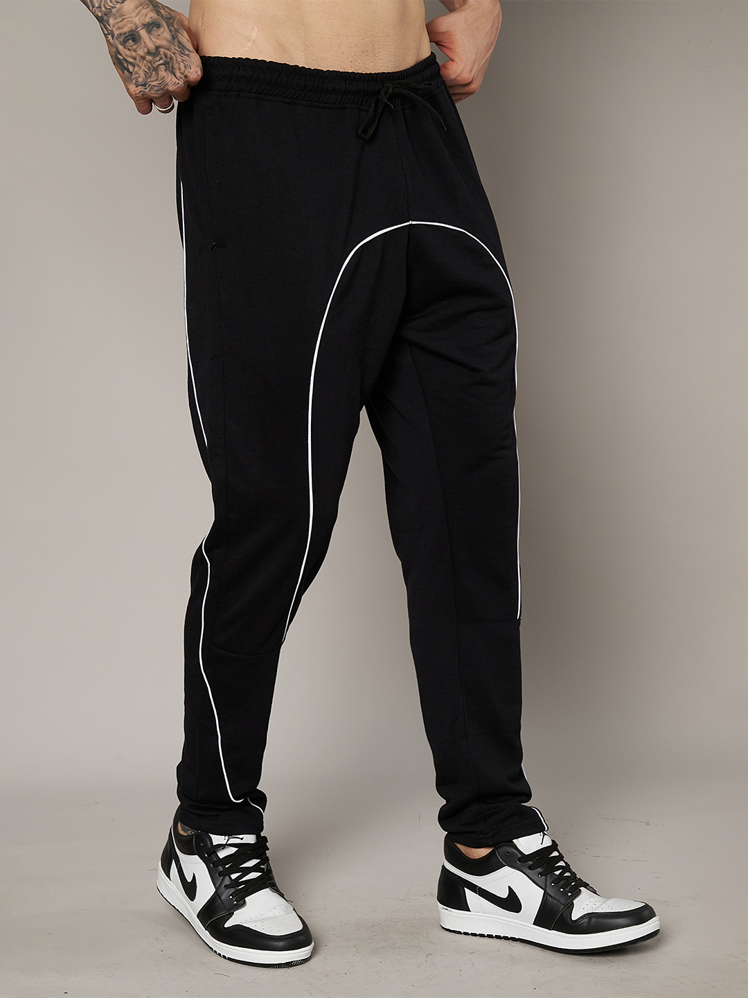 Men Black Track Pants - Leotude Fashion