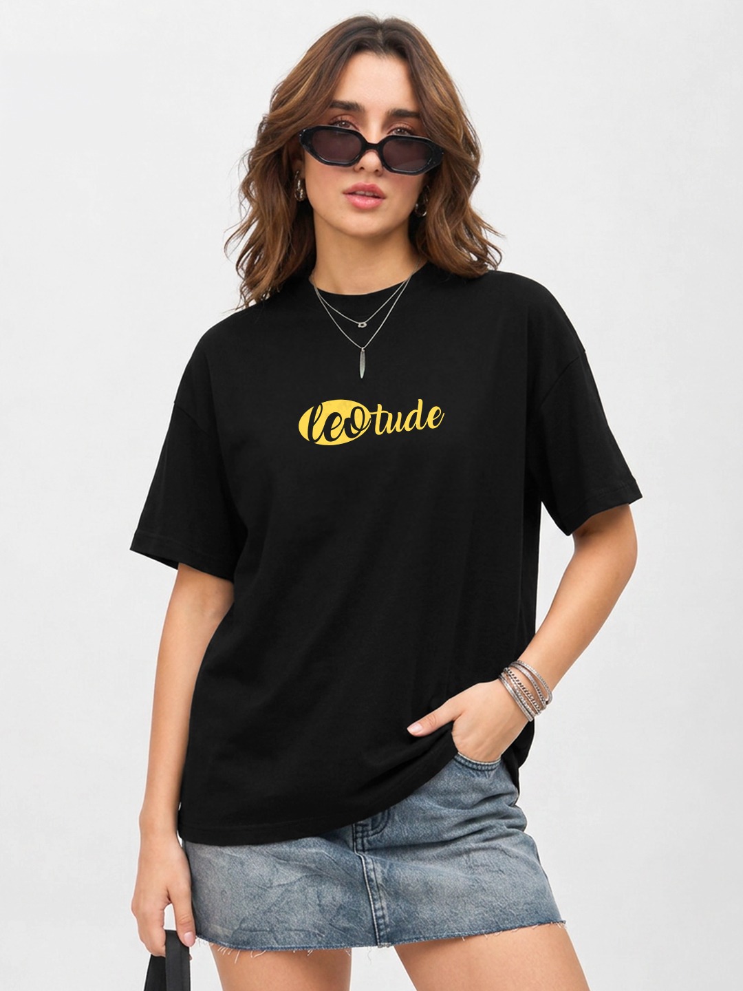Leotude Women Oversized Premium Black Snake T-shirt - Leotude Fashion